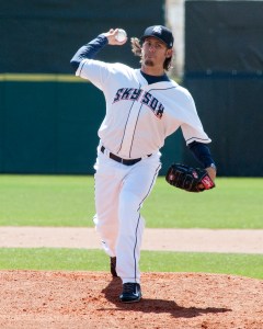 Sox blow 6-1 lead and drop game to the Red Hawks 8-6